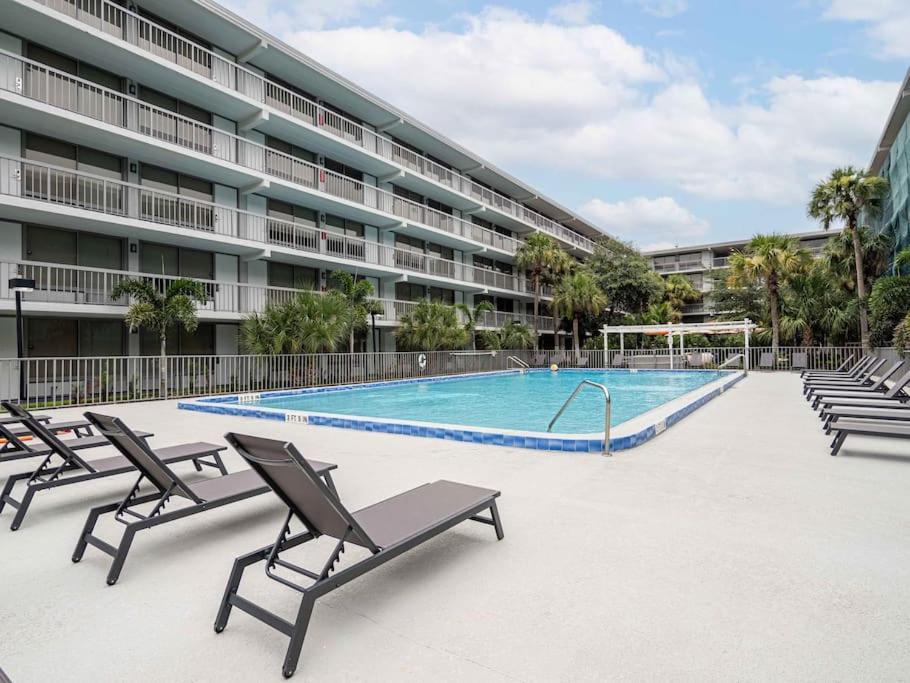 Elegant 1Br Haven In Orlando & 5 Minutes To Disney Apartment Vineland Bagian luar foto